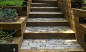 Travaux de maçonnerie pour réalisation escalier extérieur pabillon à JouyèleèMoutier (95280)