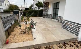 Aménagement extérieur de maison rénové - Nantes 44