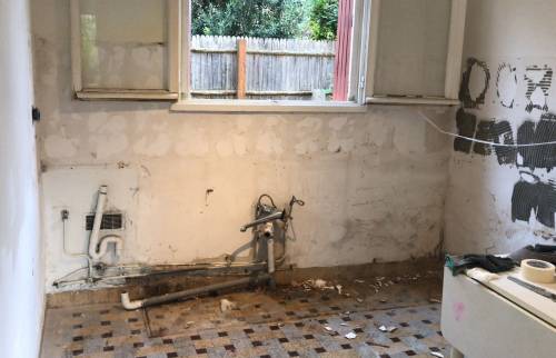 Carnet de chantier : démarrage des travaux dans une maison proche de Rambouillet