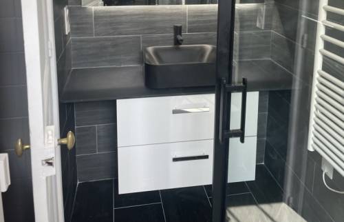 Salle de bain rénovée à Asnières
