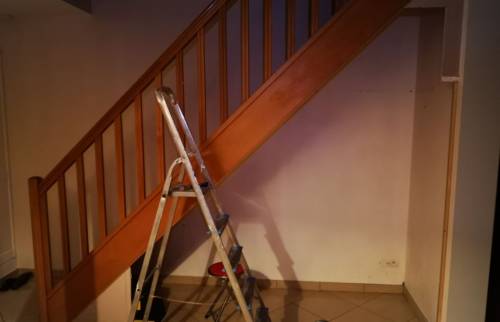 Placards de rangement sous-escalier