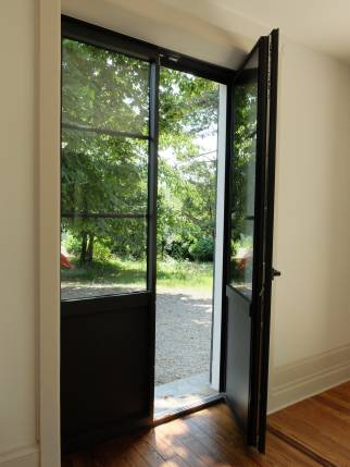 Neuville sur Saône (69250) : Remplacement des menuiseries extérieures par des fenêtres aluminium avec double vitrage haute isolation