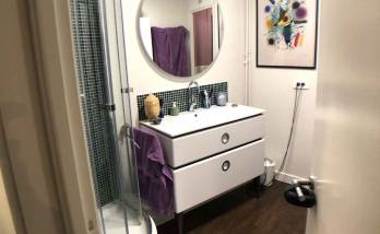 salle de bain remodelée  après travaux - Paris 18ème