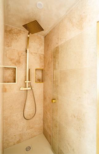 Rénovation douche espace esthétique Marseille