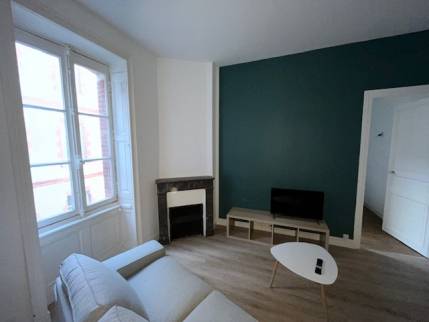 Nouveau salon d'appartement rénové - Nantes 44
