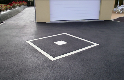 Pose d'un enrobé pour une allée - Guidel (56)