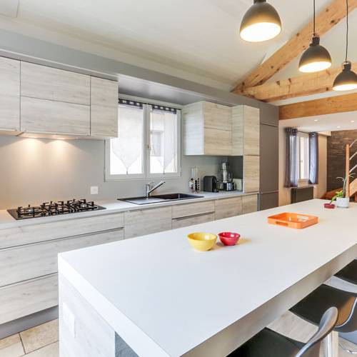 Plan de travail posé