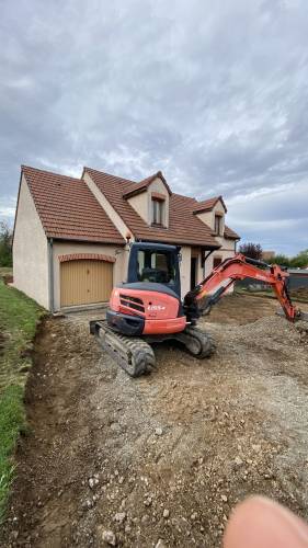Terrassement de la cour