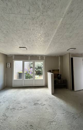 Rénovation entrée – isolation et électricité en cours 2