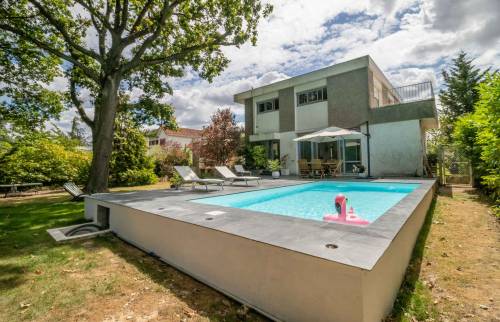 Piscine maçonnée à Sainte Geneviève des bois