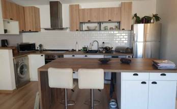 Cuisine rénovée intemporel et chaleureuse