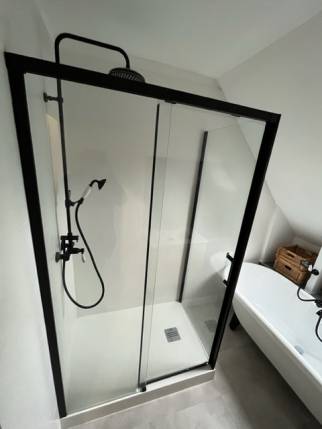  Nouvelle douche ouverte dans une salle de bain rénovée - Nantes 44