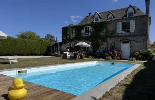 Construction d'une piscine à St Gatien des Bois