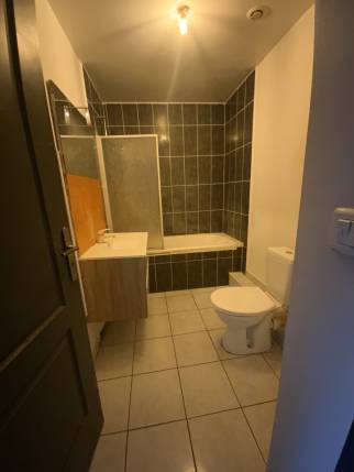 Salle de bain avant