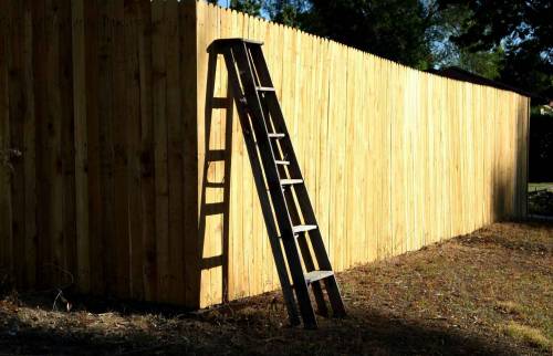 clôture en bois pour jardin