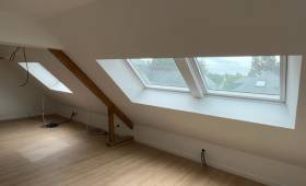 Travaux d'aménagement de combles avec pose de grandes fenêtres de toit jumelées - Nantes 44
