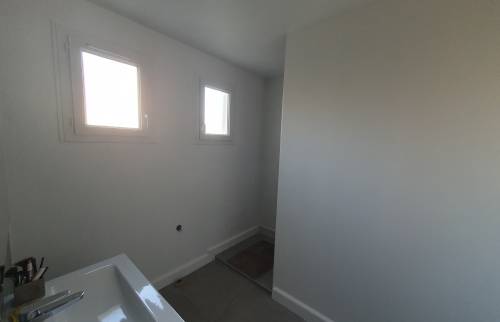 Travaux en Cours : Aménagement Fonctionnel de Salle de Bain