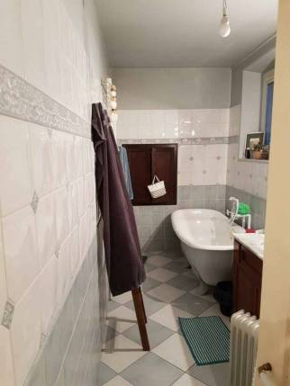 Ancienne salle de bain avant travaux de rénovation - Sénart 77127