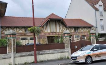 Rénovation de toiture, zinguerie et charpente sur une maison - Chevry-Cossigny 77173