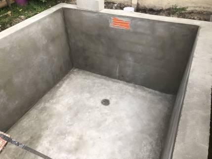 piscine en construction