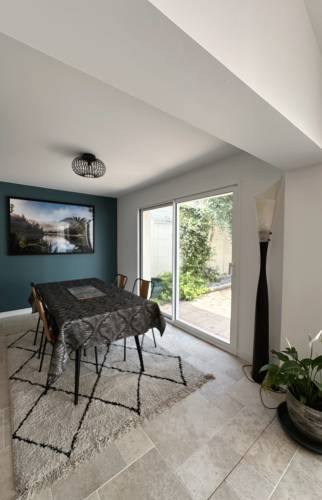  Rénovation Complète d'une Échoppe Bordelaise  avec Extension 