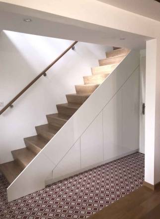 Habillage escalier, placard sur mesure à Saint Louis