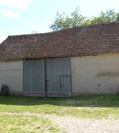 La grange avant démolition à VEILLEINS (41)