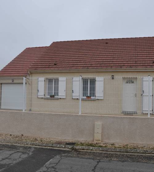  Nouveau garage attenant à la maison - Combs-la-Ville 77380