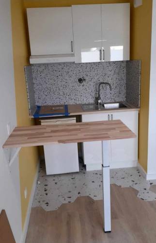 Vue sur la cuisine posée