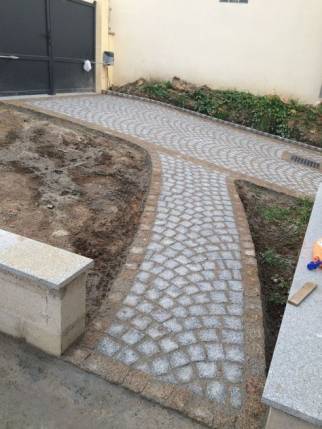 allées en granit