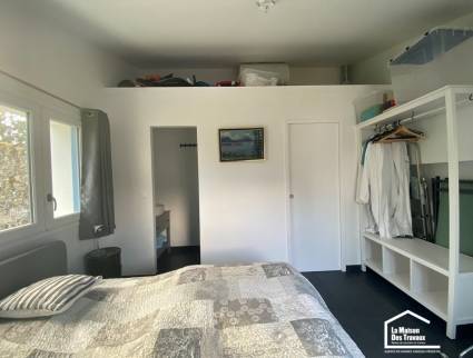 Décoration d'un studio aménagé La Maison des Travaux Vannes Sarzeau Pénestin