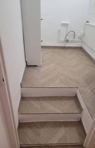 Carrelage imitation parquet salle d'eau