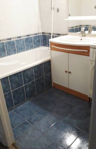 Ancienne salle de bain à Vannes (56)