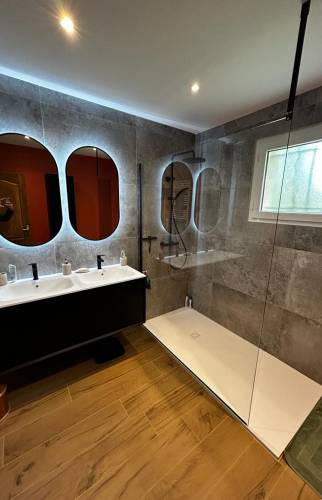 Réalisation d’une salle de bain à Ruy Montceau
