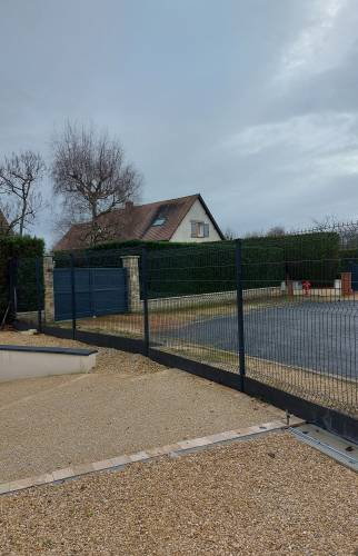 Clôture en maille rigide