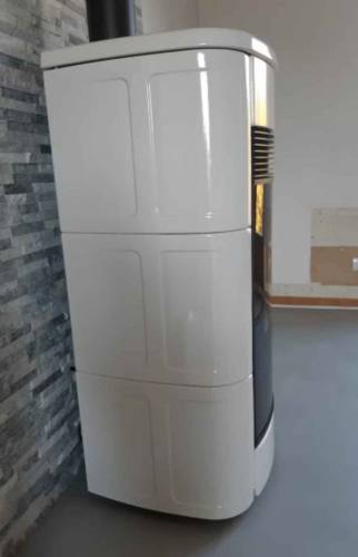 Poêle, vue de côté