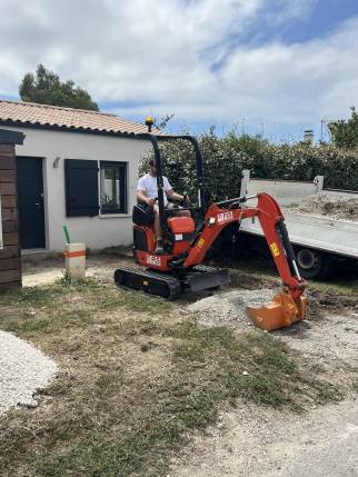Création d'une cours avec bordures pavés