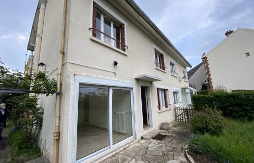 Carnet de chantier : démarrage des travaux dans une maison proche de Rambouillet