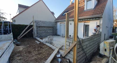 Construction d'une extension de maison avec élévation des murs porteurs - Ozoir-la-Ferrière 77330