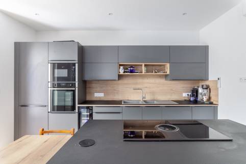 Rénovation d'une maison de famille avec construction d'un garage double