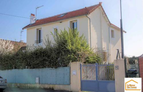 Isolation thermique par l'extérieur et remplacement de toutes les fenêtres (Yerres 91330)