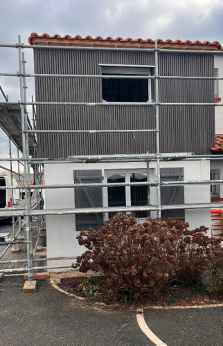 PROCHAINEMENT - Surélévation de maison aux Sorinières - travaux en cours