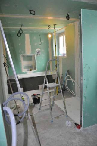 Rénovation de salle de bain avec doublage de cloisons et plafond - Sénart 77127