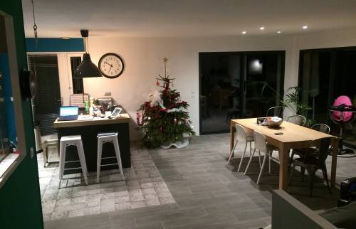 Rénovation intérieur maison - baies vitrées coulissante - faux-plafond leds - sol dalles et carreaux ciment - Cergy - 95000 -