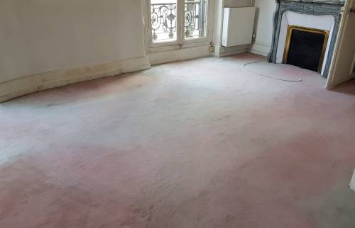 moquette sur parquet bois