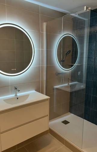 Salle de bain rénovée à Royan