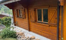 facade-bois-chalet-renovee-la-vernaz