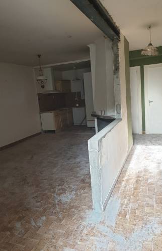 Démolition d'un mur pour pose d'une petite vérriere