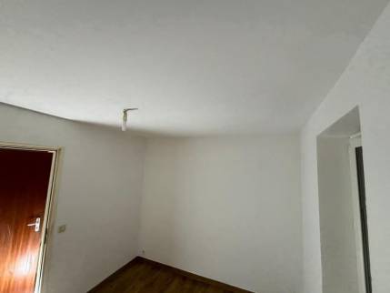 Rénovation murs 83480