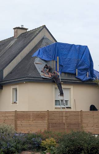 Travaux de surélévation en cours à Chartres-de-Bretagne